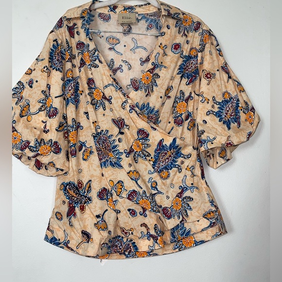 Elie By Tahiti Floral Puff Sleeve Blouse NWOT - Picture 2 of 8